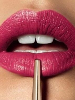 ⚡️♥️Hourglass Confession I Always Lipstick